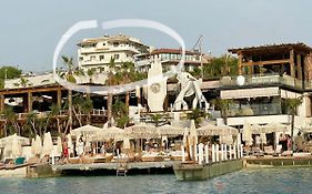 Dine Hotel